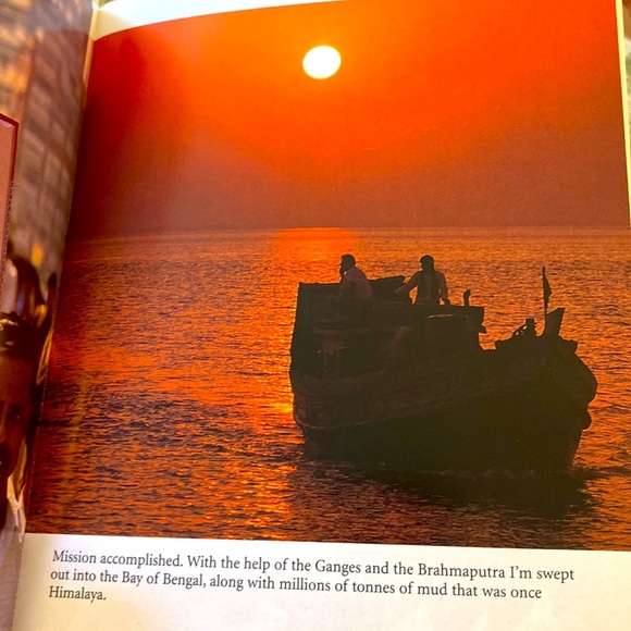 HIMALAYA MICHAEL PALIN MONTY PYTHON  TRAVEL BESTSELLER Paperback PHOTOS EUC - Picture 9 of 15